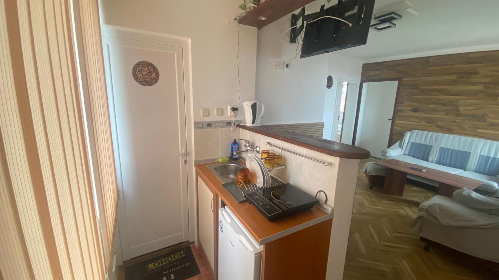 Guest House Simona ساباريفا بانيا المظهر الخارجي الصورة